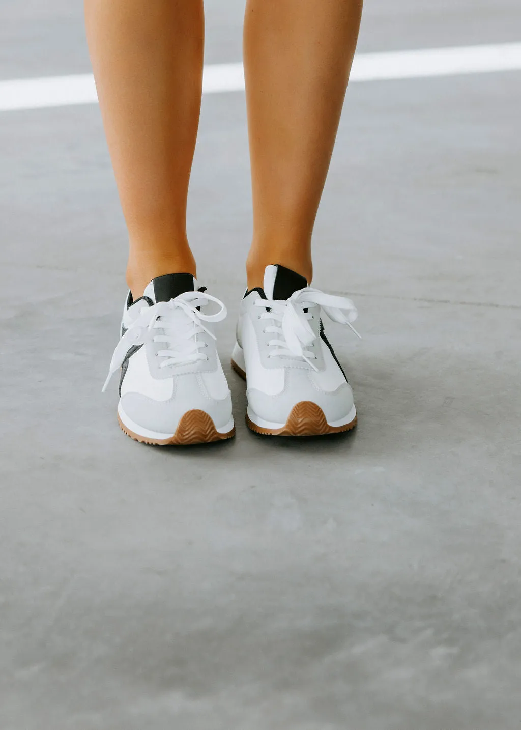 Anica Retro Sneakers