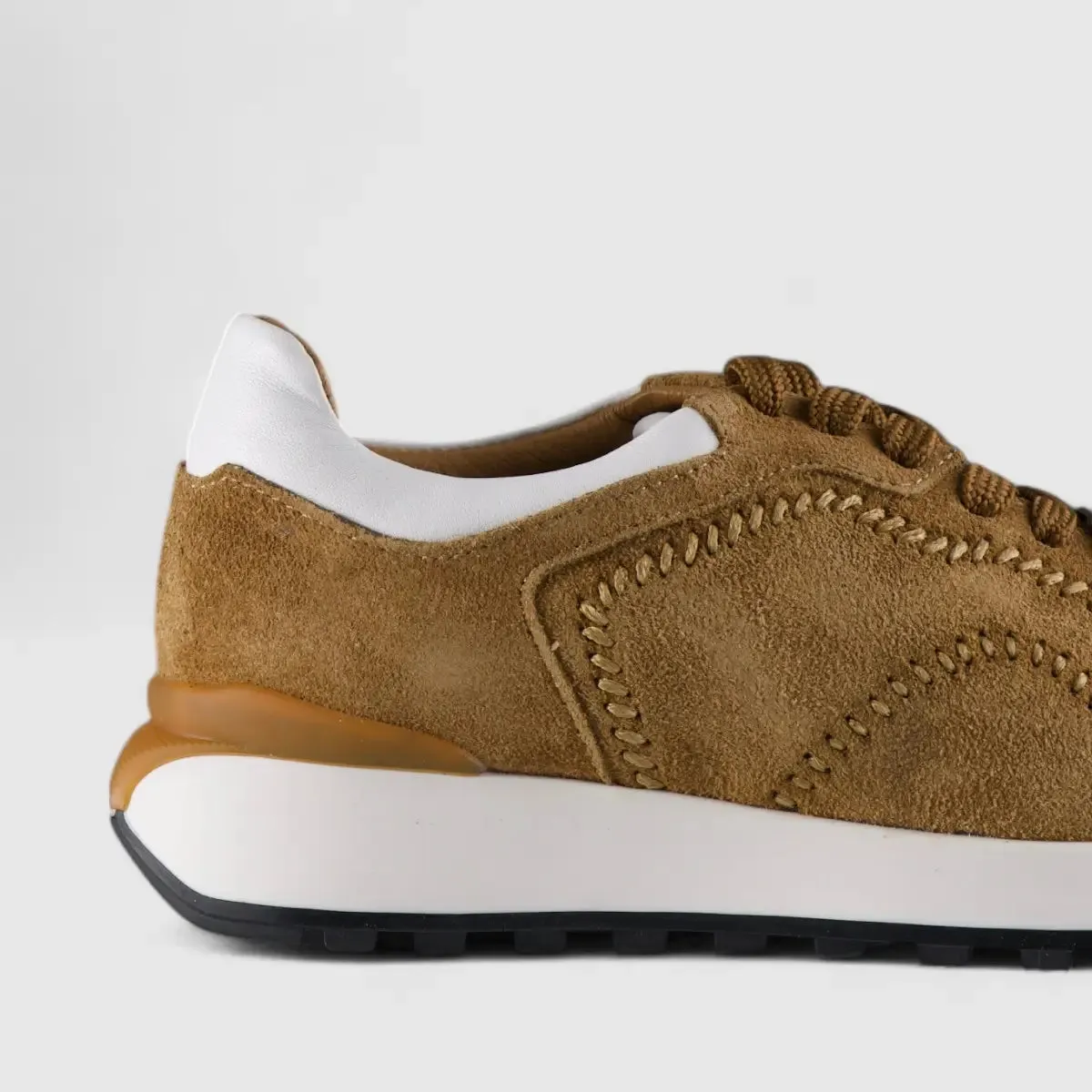 CJ Statment Sneaker Bronte Tan
