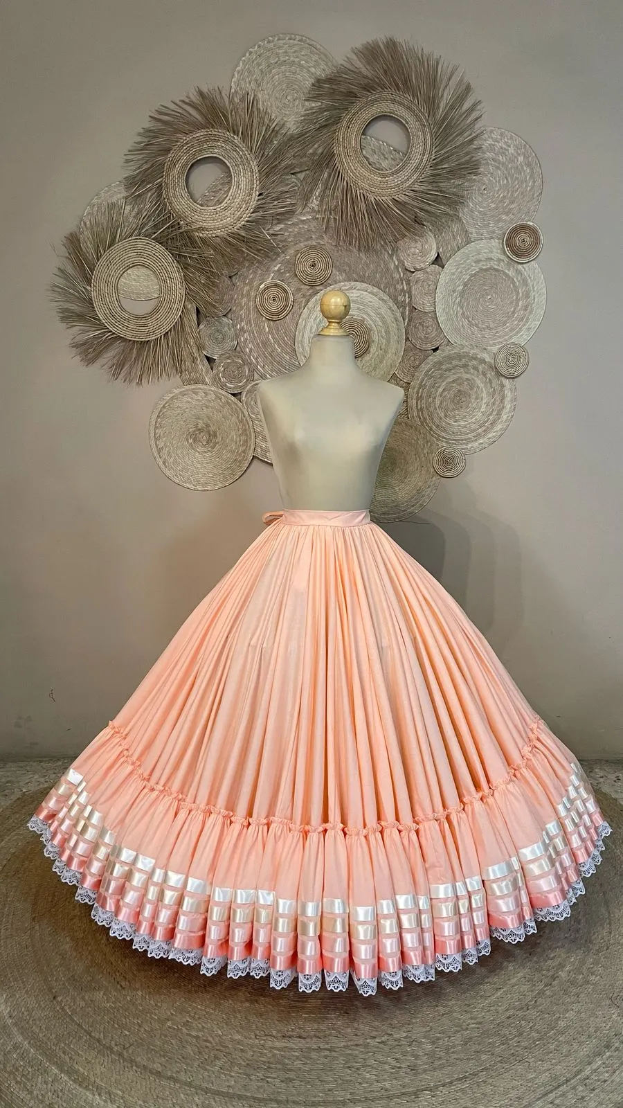 Hoja de Maiz Doble Vuelo Folklórico Practice Skirt – Durazno