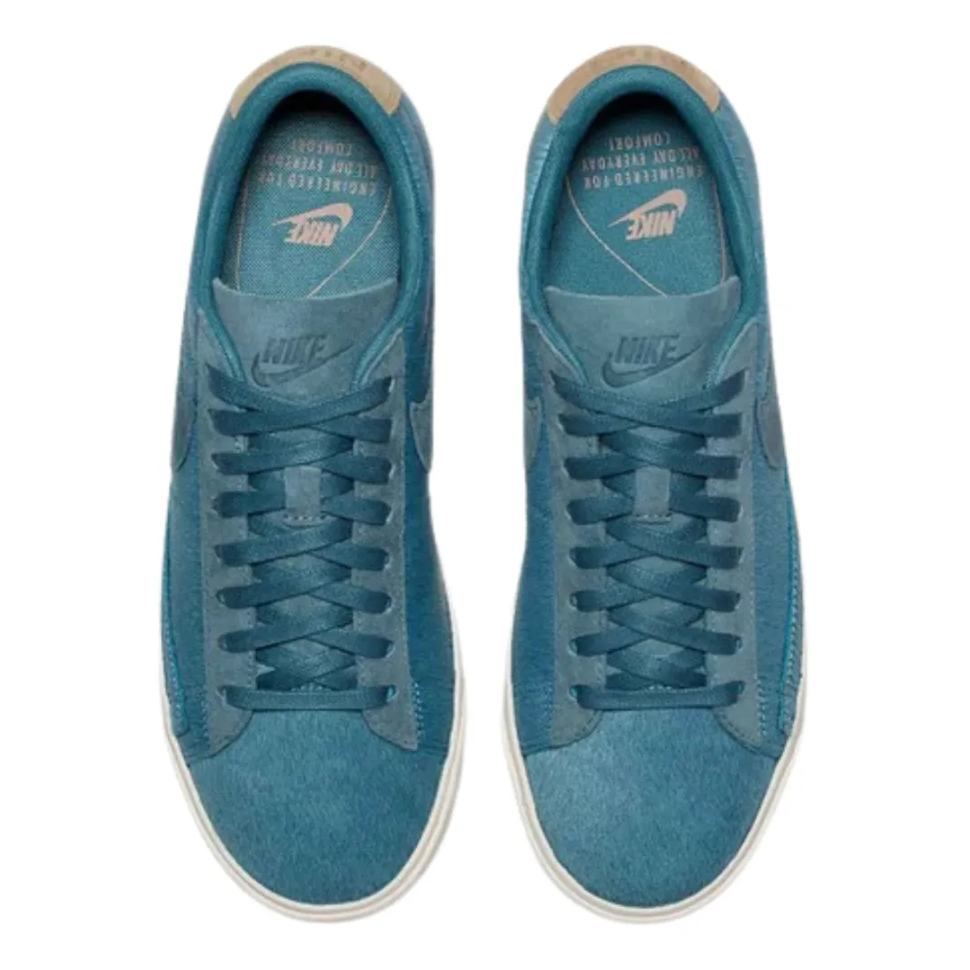 Nike - Women's Blazer Low LX 'Fashion Week' - Smokey Blue / Smokey Blue / Sail