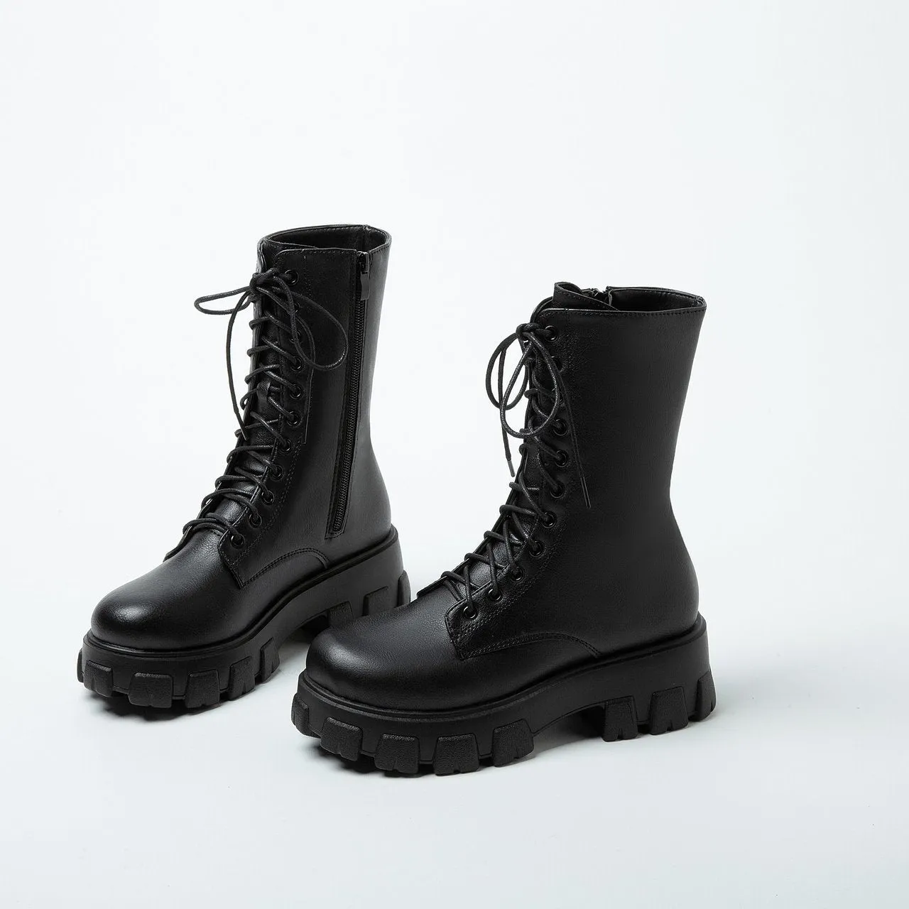 Women front-lace chunky platform short combat booties