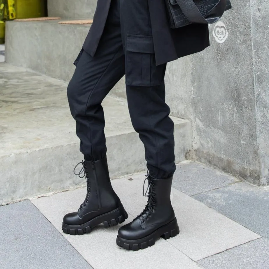 Women front-lace chunky platform short combat booties